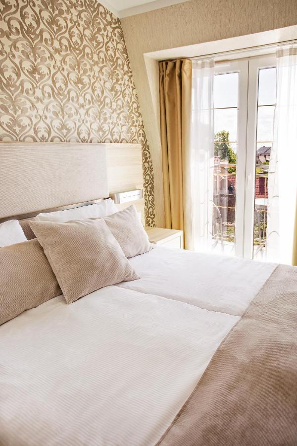 ياستارنيا Villa Cannes المظهر الخارجي الصورة